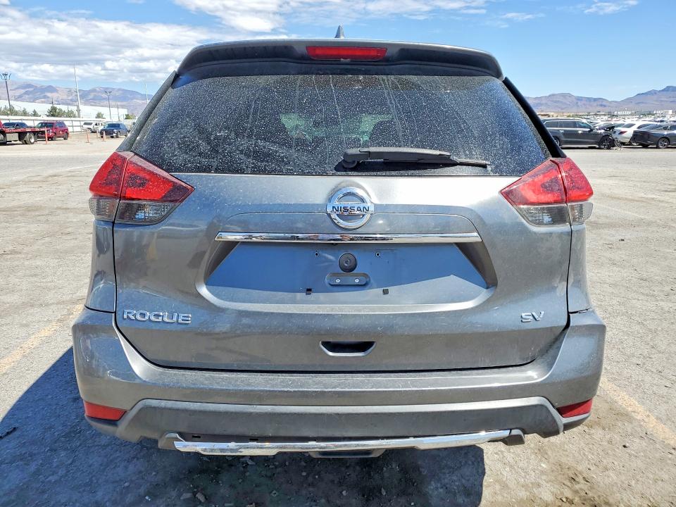 Продаж на аукціоні авто 2018 Nissan Rogue, vin: KNMAT2MT8JP535582, номер лоту: 51950746