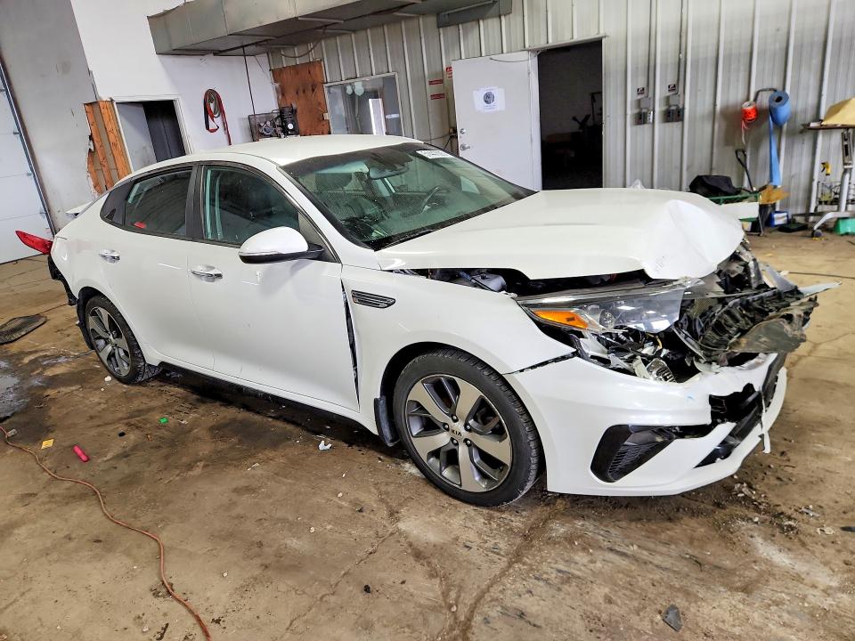 2020 Kia Optima მანქანა იყიდება აუქციონზე, vin: 5XXGT4L34LG411701, აუქციონის ნომერი: 51447026