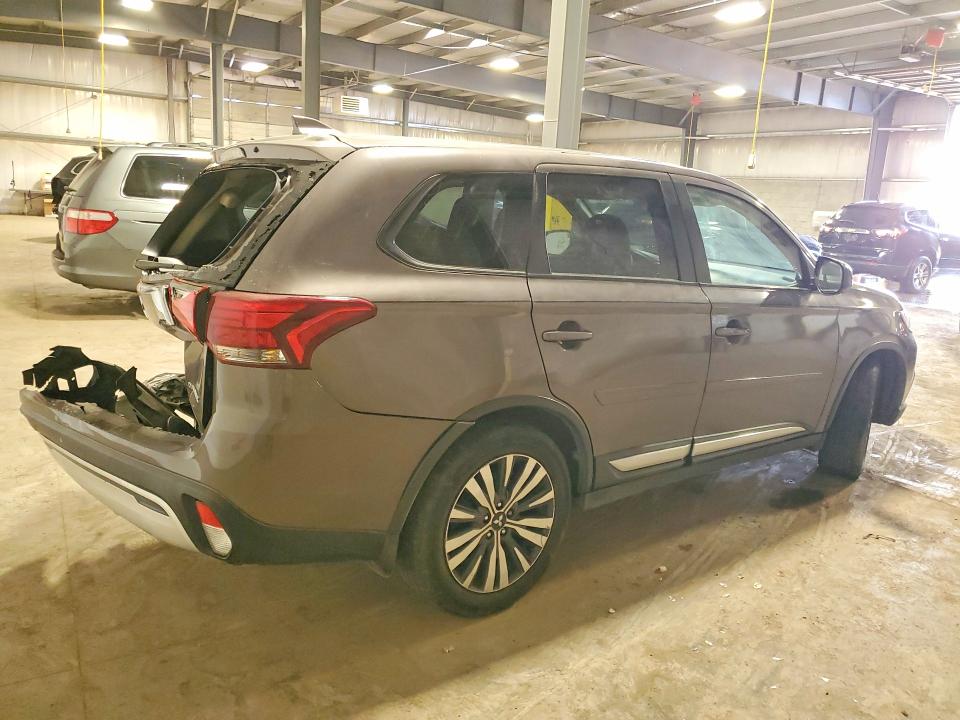 2019 Mitsubishi Outlander მანქანა იყიდება აუქციონზე, vin: JA4AD2A39KZ009060, აუქციონის ნომერი: 49336196