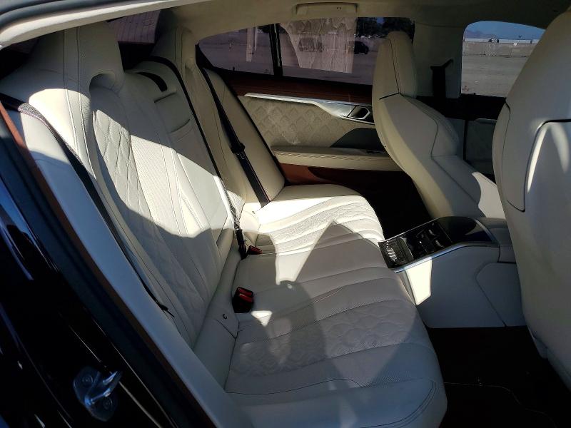 50818466 :رقم المزاد ، WBSGV0C03LCD92806 vin ، 2020 Bmw M8 مزاد بيع