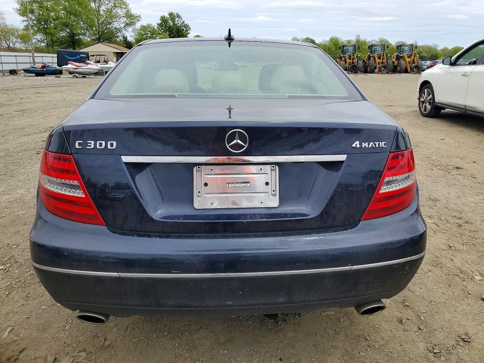 Aukcja sprzedaży 2013 Mercedes-benz C, vin: WDDGF8AB9DR282044, numer aukcji: 51927496