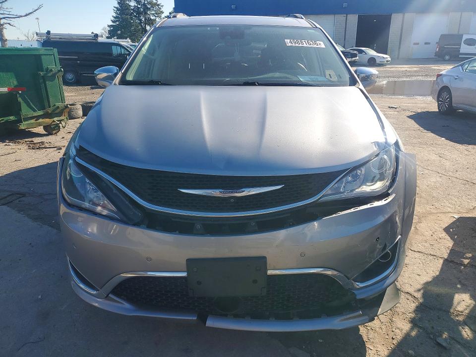49881636 :رقم المزاد ، 2C4RC1GG4HR839593 vin ، 2017 Chrysler Pacifica مزاد بيع