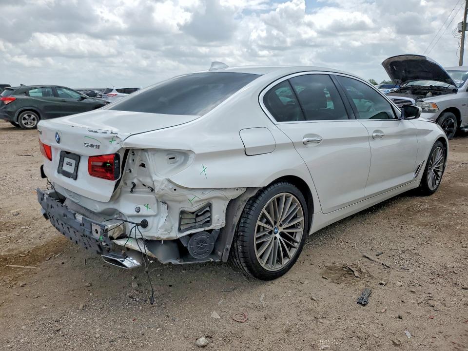 49715826 :رقم المزاد ، WBAJE5C56JWA92577 vin ، 2018 Bmw 540 مزاد بيع