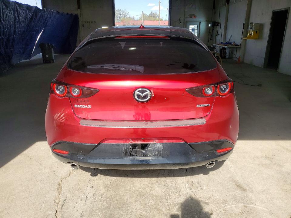 2021 Mazda 3 მანქანა იყიდება აუქციონზე, vin: JM1BPAML3M1306947, აუქციონის ნომერი: 49541016