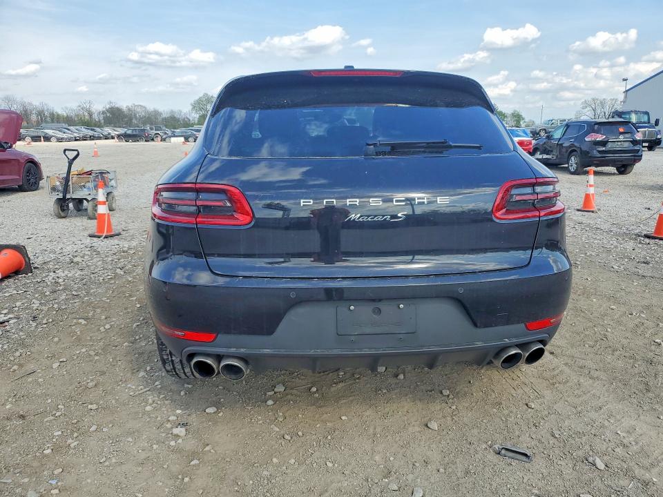 49411726 :رقم المزاد ، WP1AB2A50FLB54220 vin ، 2015 Porsche Macan مزاد بيع