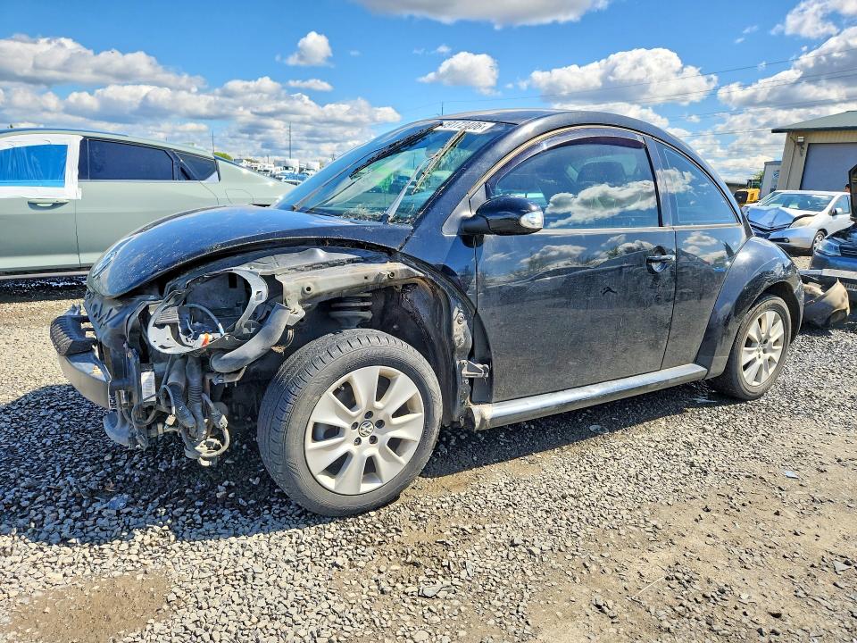 49172406 :رقم المزاد ، 3VWPW31C28M507771 vin ، 2008 Volkswagen New Beetle مزاد بيع