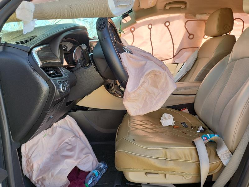 49588586 :رقم المزاد ، LRBFXBSA2LD212546 vin ، 2020 Buick Envision مزاد بيع