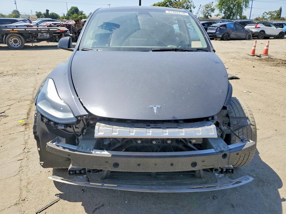 2024 Tesla Model Y მანქანა იყიდება აუქციონზე, vin: 7SAYGDED9RF183126, აუქციონის ნომერი: 51302216
