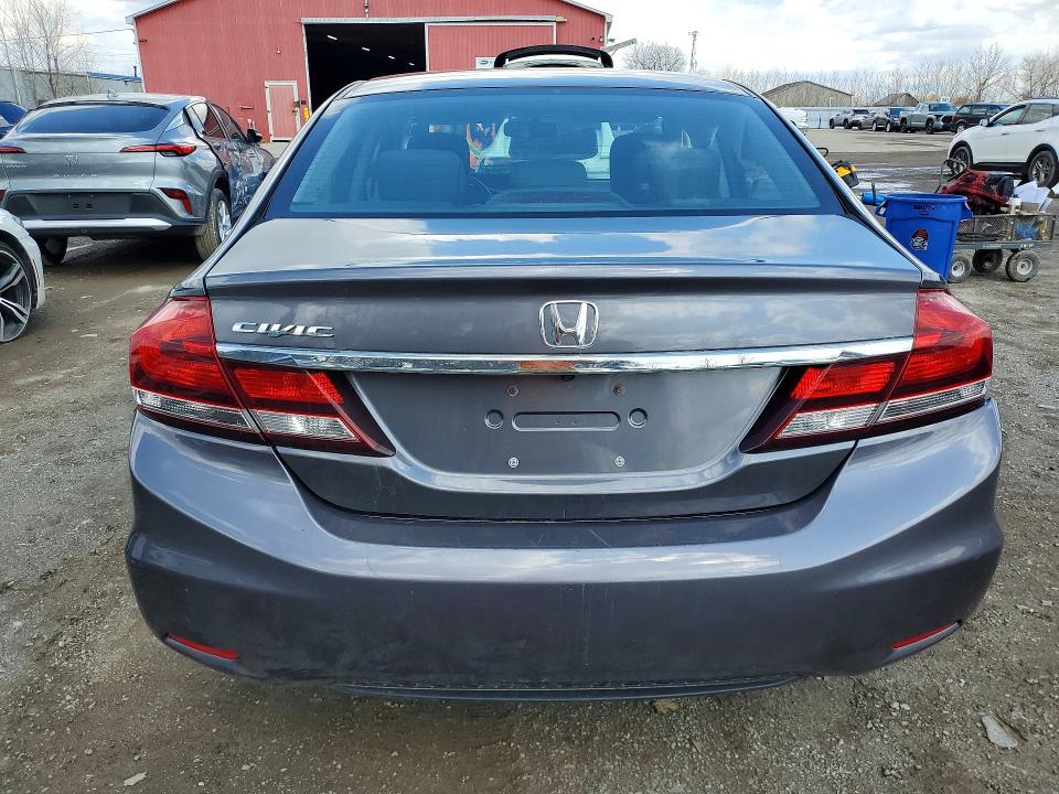 49342306 :رقم المزاد ، 2HGFB2F57FH011053 vin ، 2015 Honda Civic مزاد بيع