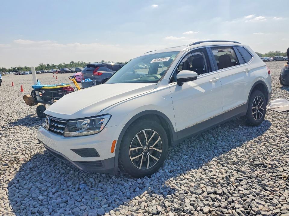 Aukcja sprzedaży 2021 Volkswagen Tiguan, vin: 3VV3B7AX7MM047526, numer aukcji: 49945276