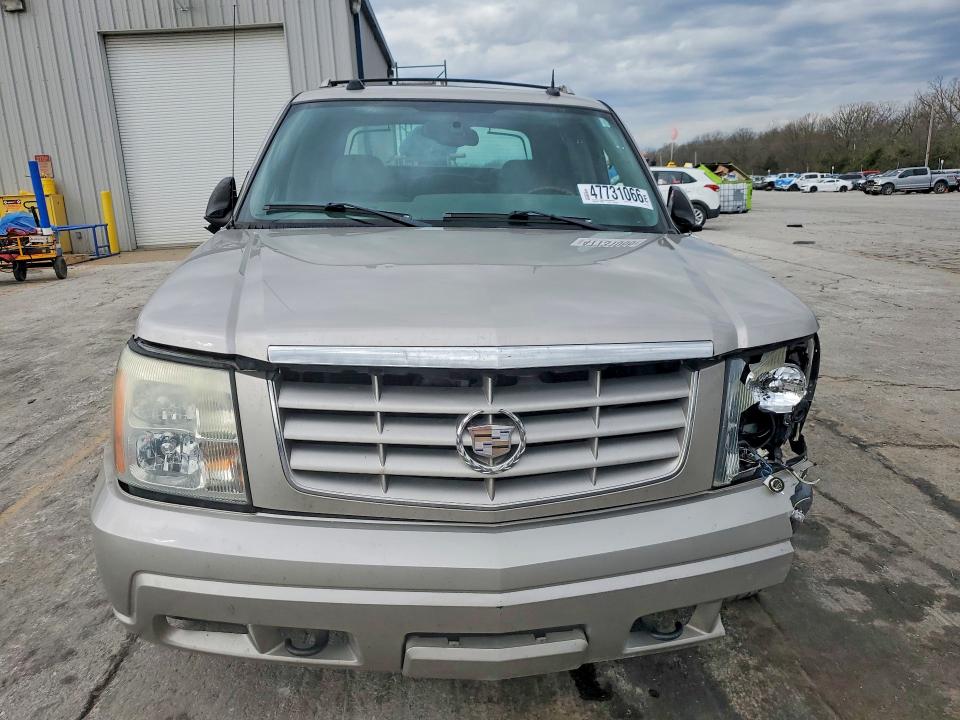 2004 Cadillac Escalade მანქანა იყიდება აუქციონზე, vin: 3GYEK62N64G135586, აუქციონის ნომერი: 47731066