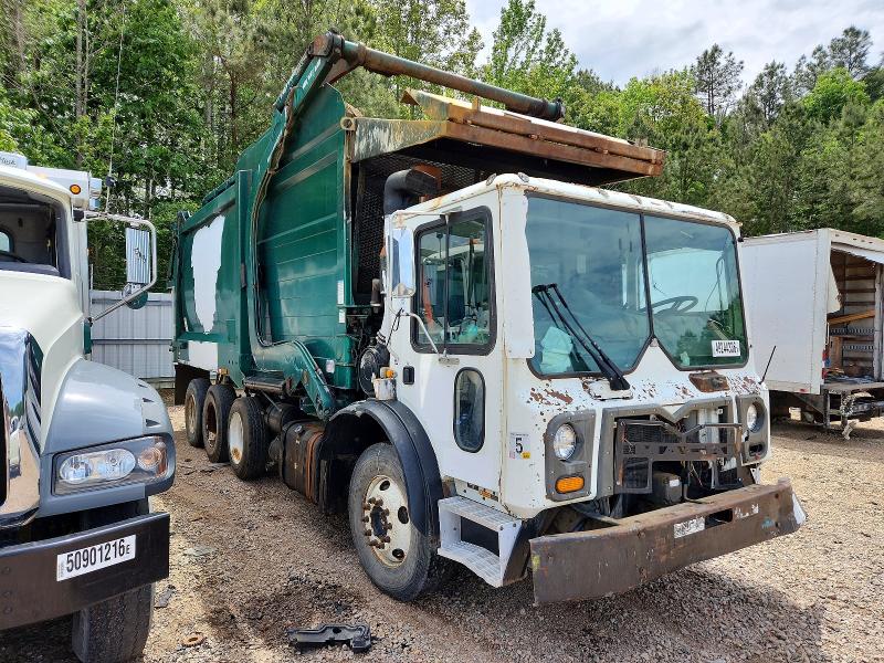Auction sale of the 2014 Mack 600, vin: 1M2AV04C1EM011269, lot number: 49244336
