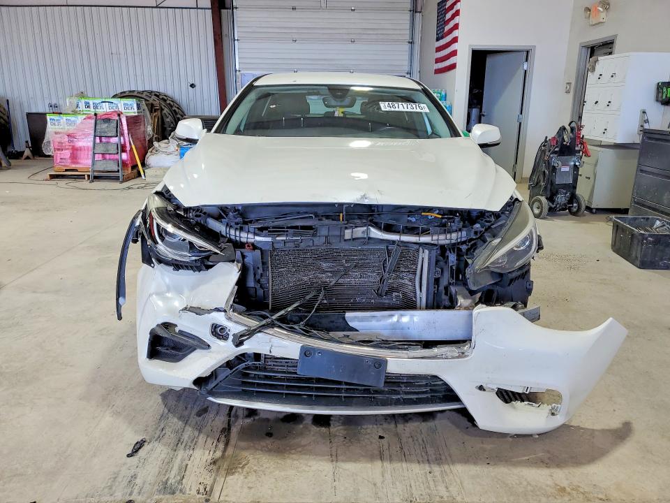 48717376 :رقم المزاد ، SJKCH5CP7JA005152 vin ، 2018 Infiniti Qx30 مزاد بيع