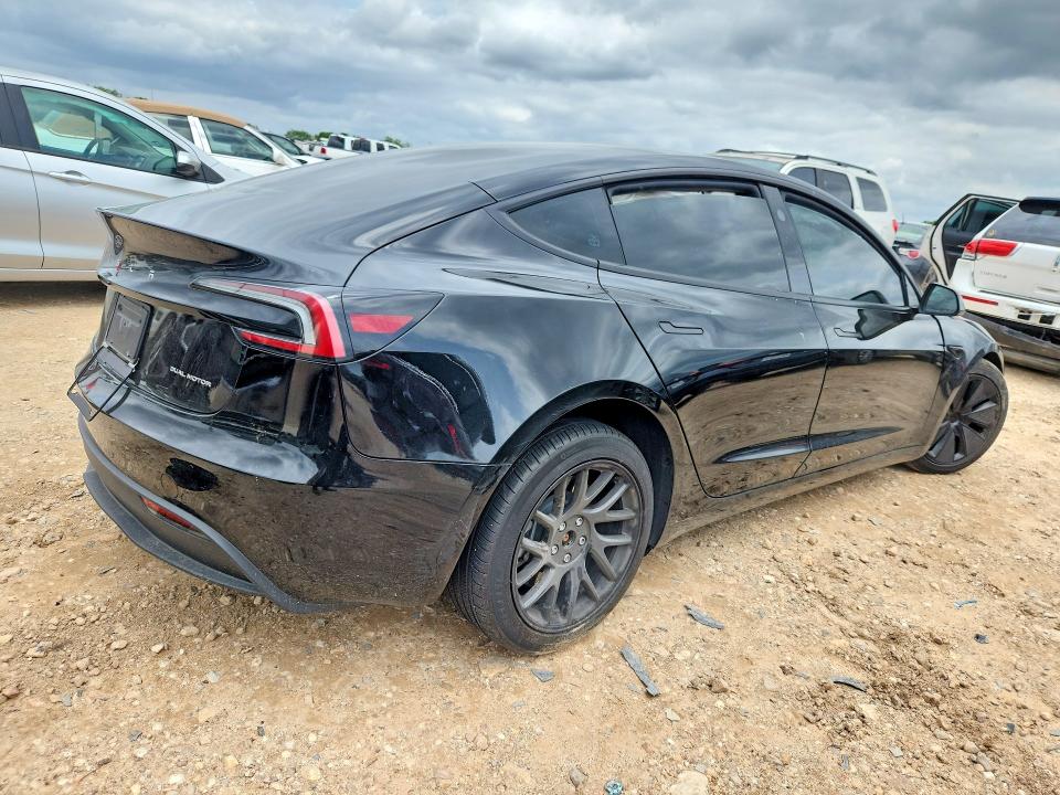 51151266 :رقم المزاد ، 5YJ3E1EB9SF873748 vin ، 2025 Tesla Model 3 مزاد بيع