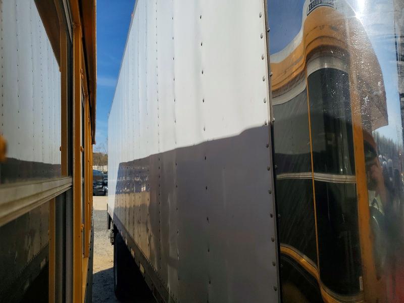 Продажа на аукционе авто 2009 Freightliner M2, vin: 1FVACXDTX9DAM3427, номер лота: 49142526