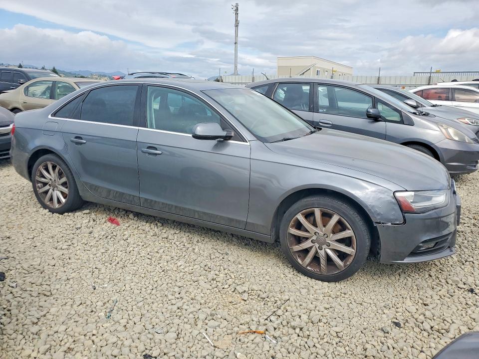 2013 Audi A4 მანქანა იყიდება აუქციონზე, vin: WAUFFAFL4DN049370, აუქციონის ნომერი: 48355276