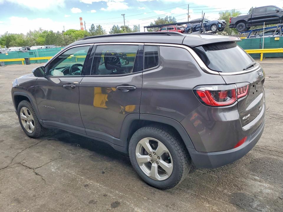 51272026 :رقم المزاد ، 3C4NJDBB3LT173527 vin ، 2020 Jeep Compass مزاد بيع