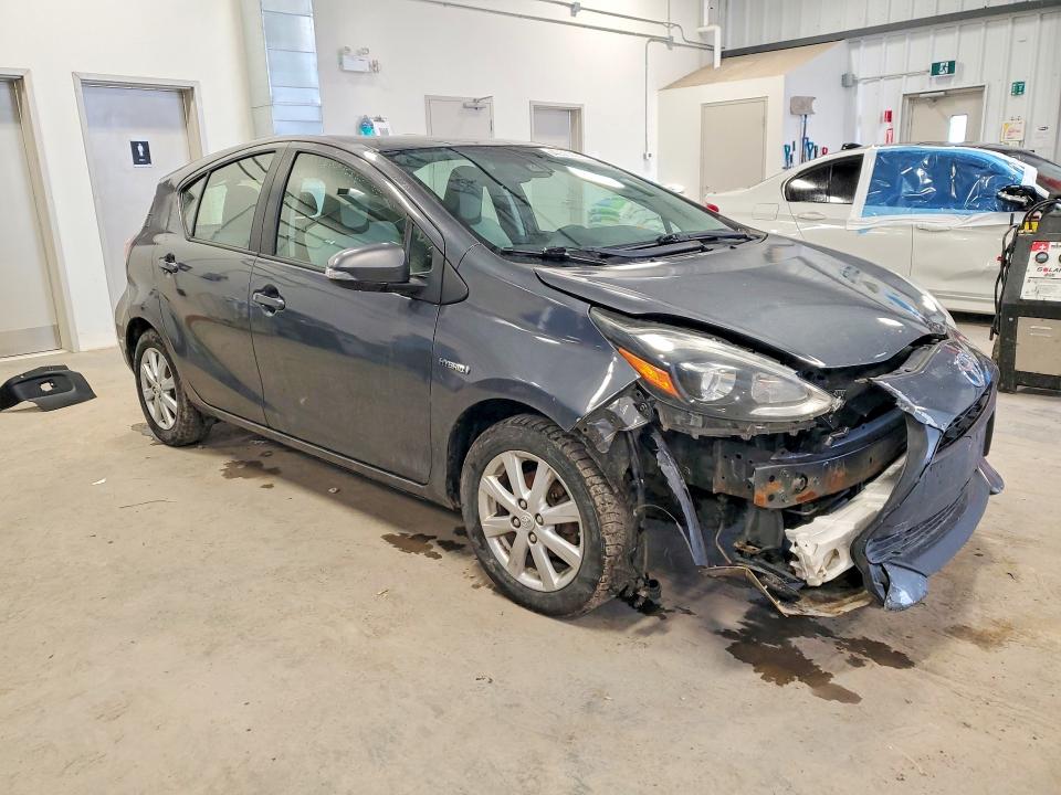 Продаж на аукціоні авто 2018 Toyota Prius C, vin: JTDKDTB33J1617880, номер лоту: 49569246