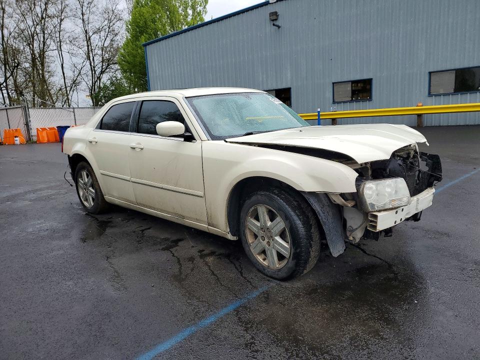 Продажа на аукционе авто 2005 Chrysler 300, vin: 2C3JK53G25H695352, номер лота: 49836536