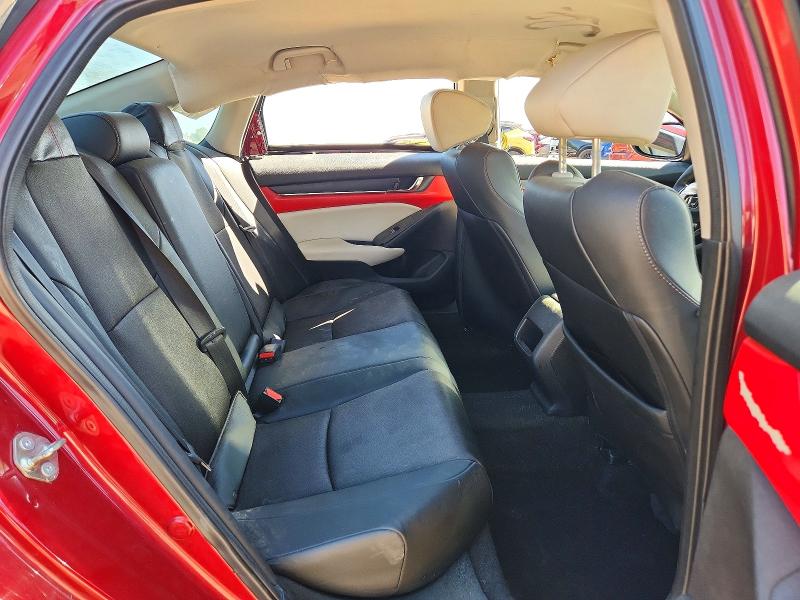 Продажа на аукционе авто 2018 Honda Accord, vin: 1HGCV1F1XJA021200, номер лота: 49626196