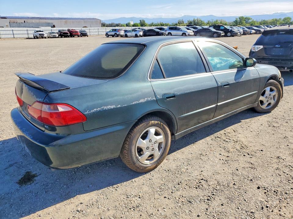 Продажа на аукционе авто 1998 Honda Accord, vin: 1HGCG6670WA190757, номер лота: 48624386