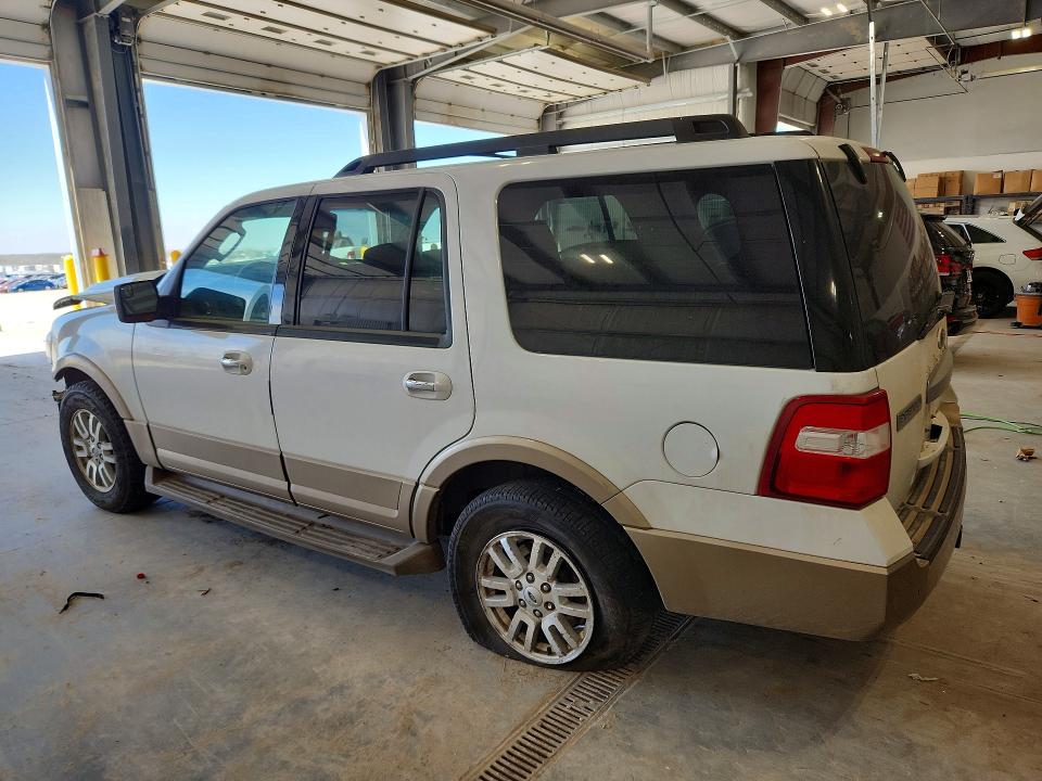49474636 :رقم المزاد ، 1FMJU1J58DEF02882 vin ، 2013 Ford Expedition مزاد بيع