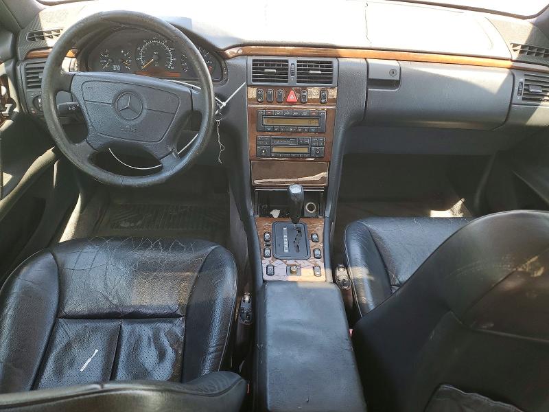 Продажа на аукционе авто 1996 Mercedes-benz E, vin: WDBJF55F4TJ010721, номер лота: 49239026