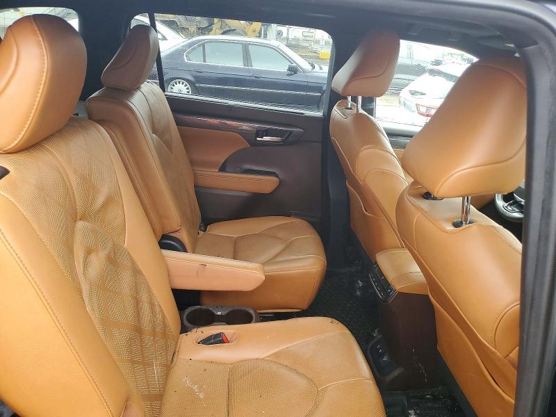 Продаж на аукціоні авто 2021 Toyota Highlander, vin: 5TDEBRCHXMS031975, номер лоту: 49461376