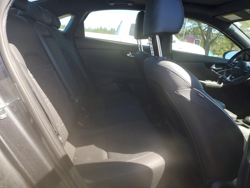 2022 Kia Forte მანქანა იყიდება აუქციონზე, vin: 3KPF54AD9NE470935, აუქციონის ნომერი: 50660586