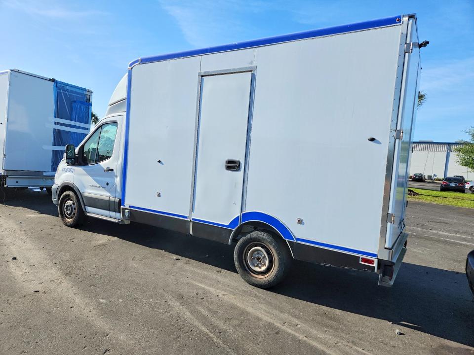 2020 Ford Transit მანქანა იყიდება აუქციონზე, vin: 1FDBW5Z8XLKA95569, აუქციონის ნომერი: 49638186