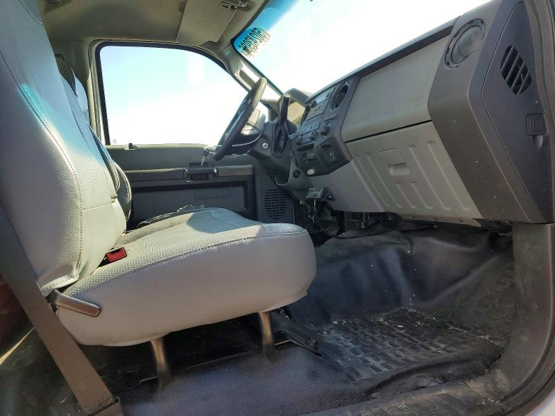 50243986 :رقم المزاد ، 1FDPF6AYAGDA01512 vin ، 2016 Ford F650 مزاد بيع