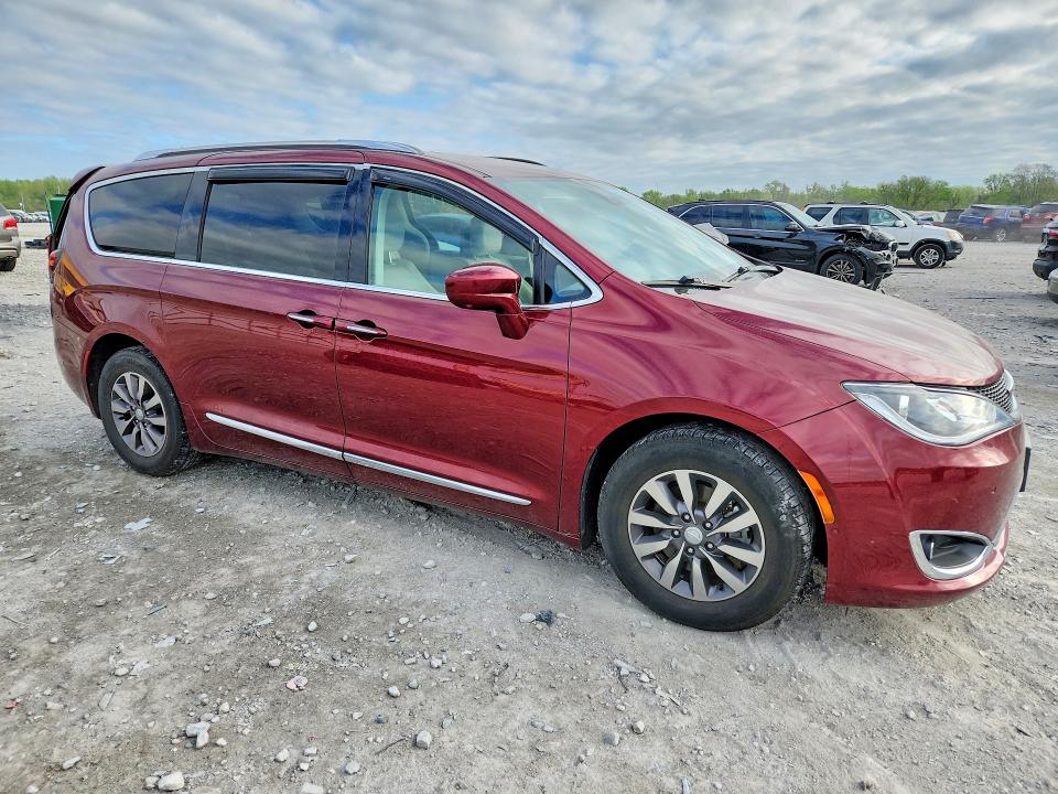 2019 Chrysler Pacifica მანქანა იყიდება აუქციონზე, vin: 2C4RC1EG4KR715169, აუქციონის ნომერი: 49489136