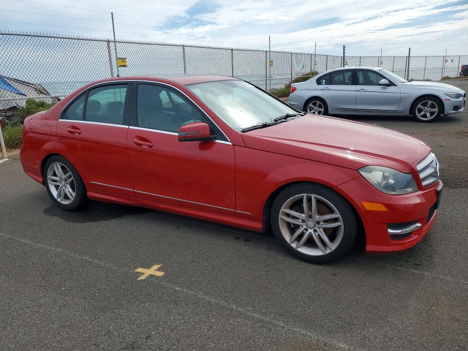 Aukcja sprzedaży 2013 Mercedes-benz C250, vin: WDDGF4HB5DA781047, numer aukcji: 49964476