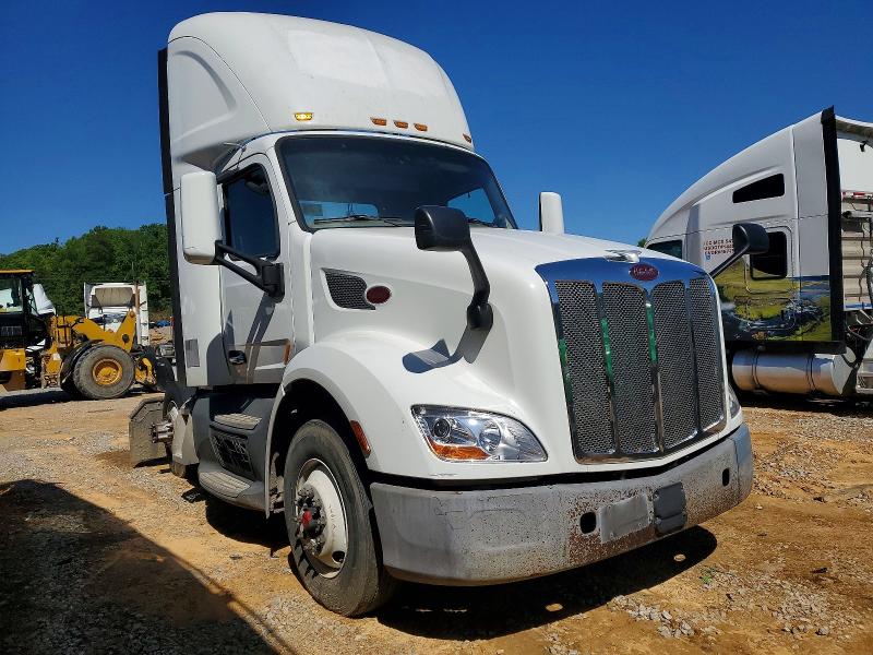 2017 Peterbilt 579 მანქანა იყიდება აუქციონზე, vin: 1XPBA48X3HD428839, აუქციონის ნომერი: 77429845