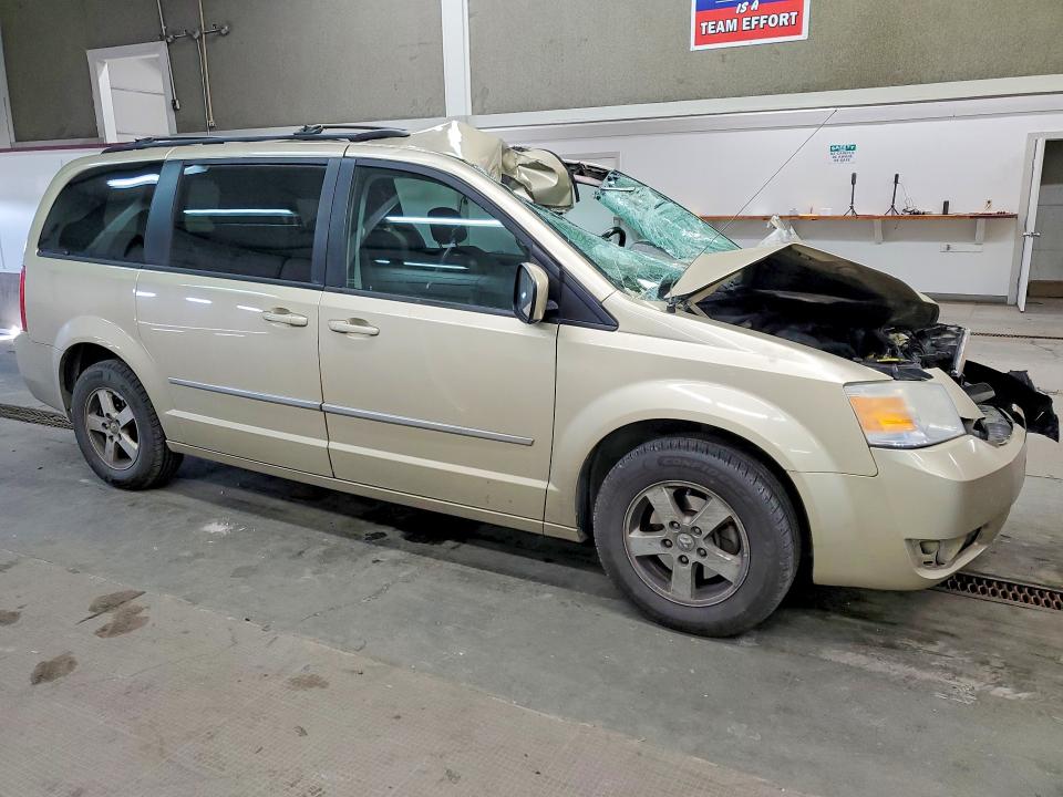 2010 Dodge Grand Caravan მანქანა იყიდება აუქციონზე, vin: 2D4RN5D12AR323646, აუქციონის ნომერი: 49001976