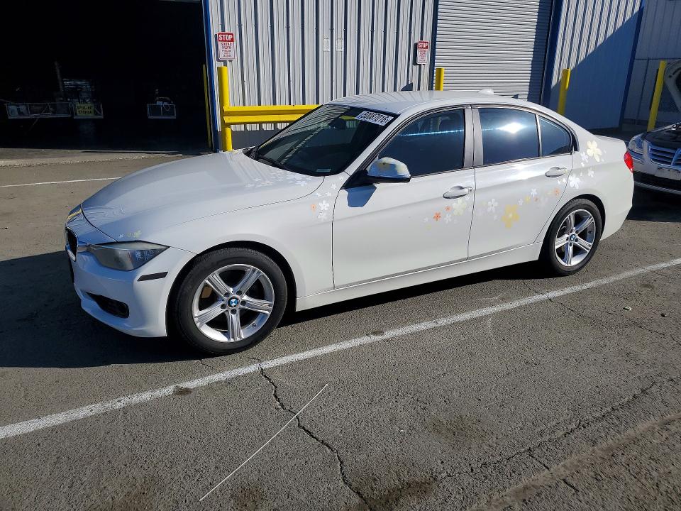 2014 Bmw 328 მანქანა იყიდება აუქციონზე, vin: WBA3C1C5XEK110466, აუქციონის ნომერი: 50087016