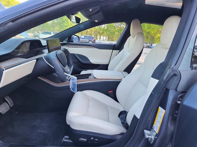 48431196 :رقم المزاد ، 5YJSA1E59NF470729 vin ، 2022 Tesla Model S مزاد بيع