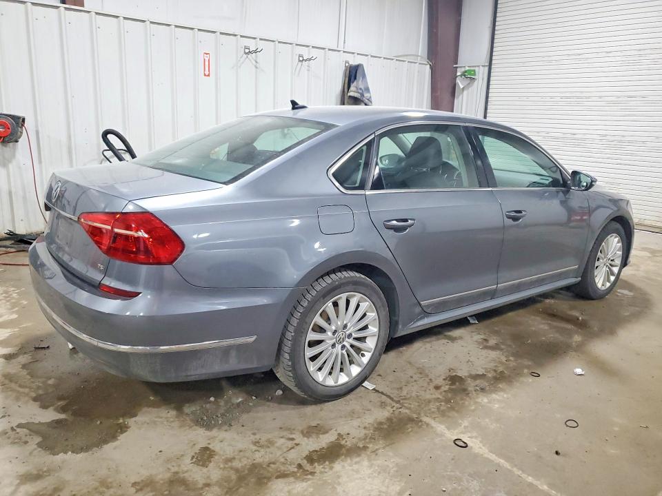 Продаж на аукціоні авто 2016 Volkswagen Passat, vin: 1VWBT7A35GC068754, номер лоту: 49983286