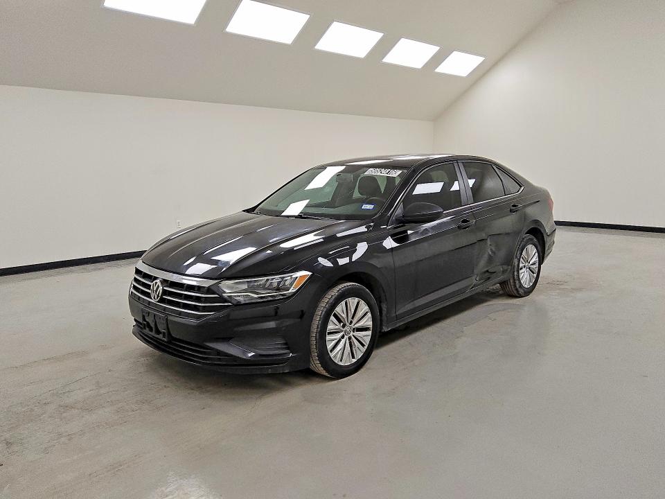 50524816 :رقم المزاد ، 3VWC57BU0KM152719 vin ، 2019 Volkswagen Jetta مزاد بيع