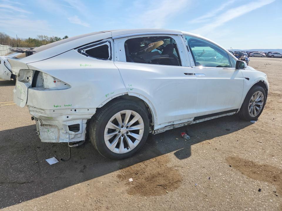 2020 Tesla Model X მანქანა იყიდება აუქციონზე, vin: 5YJXCBE29LF233344, აუქციონის ნომერი: 47647036
