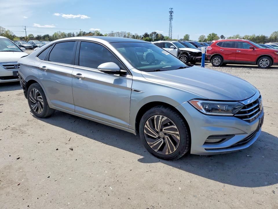 48910986 :رقم المزاد ، 3VWGB7BU2LM072219 vin ، 2020 Volkswagen Jetta مزاد بيع