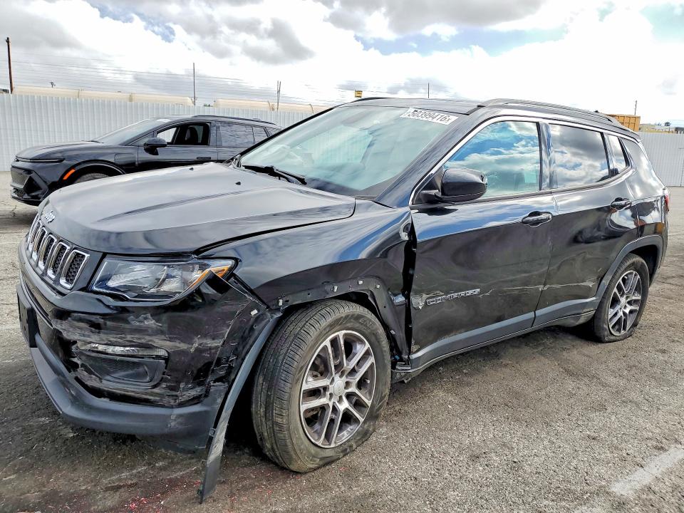 50399416 :رقم المزاد ، 3C4NJCBB8JT488556 vin ، 2018 Jeep Compass مزاد بيع