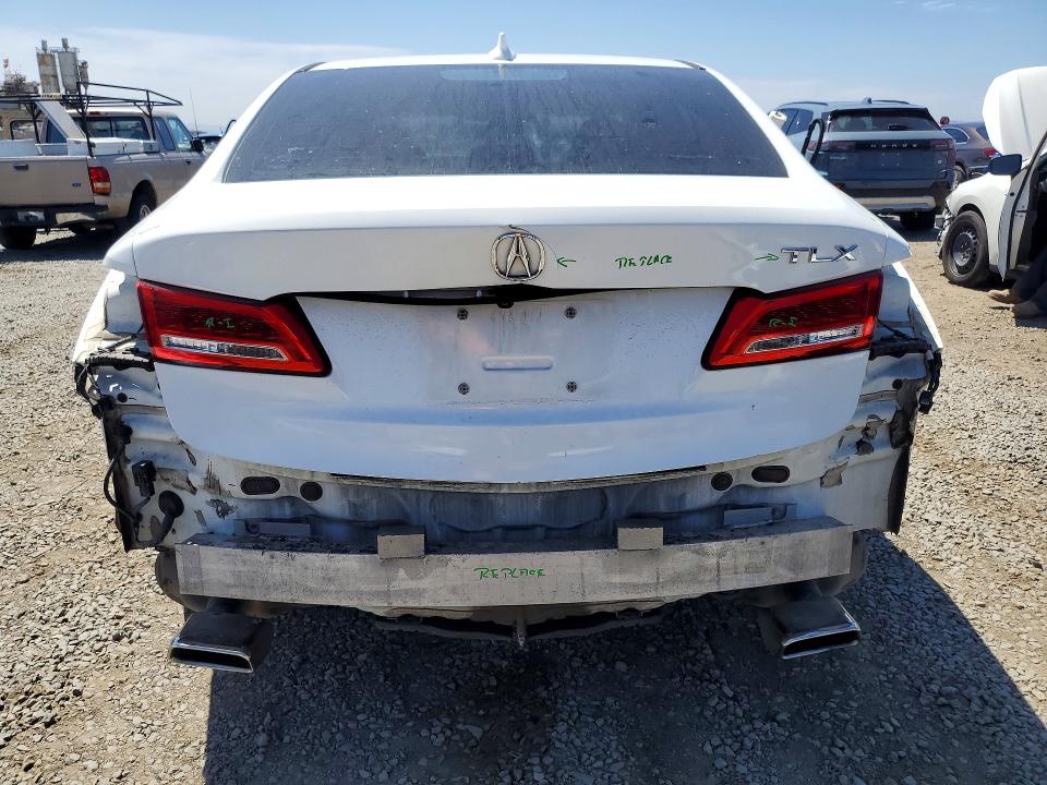 Aukcja sprzedaży 2018 Acura Tlx, vin: 19UUB2F35JA000601, numer aukcji: 51642976