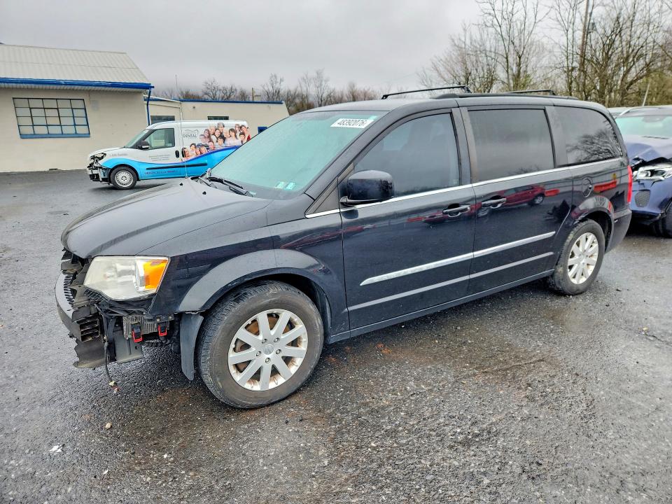 48392076 :رقم المزاد ، 2C4RC1BG0FR513651 vin ، 2015 Chrysler Town & Country مزاد بيع