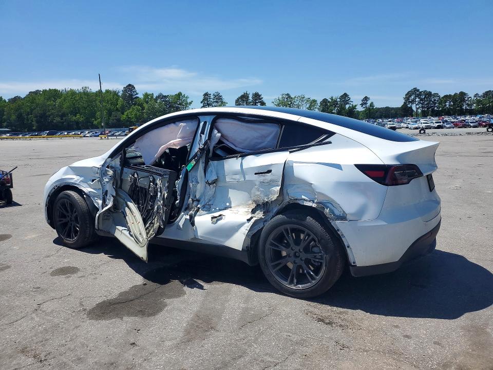 2025 Tesla Model Y მანქანა იყიდება აუქციონზე, vin: 7SAYGDED0SA345132, აუქციონის ნომერი: 51259266