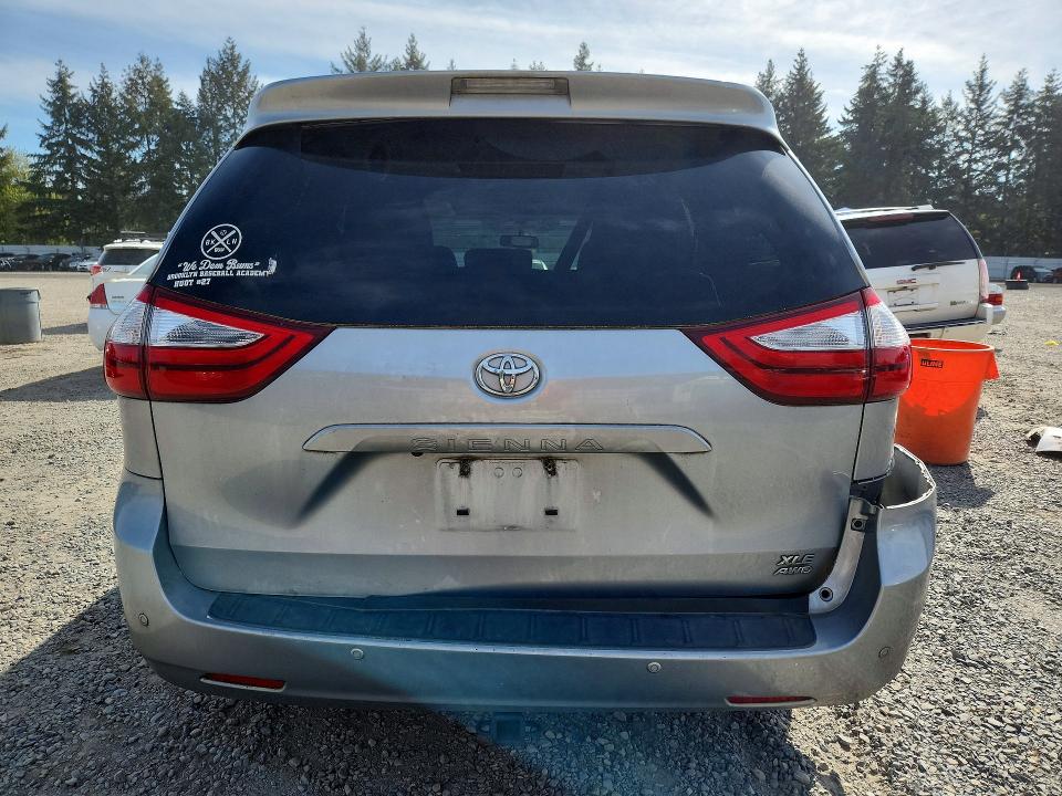 Продажа на аукционе авто 2017 Toyota Sienna, vin: 5TDDZ3DC6HS181336, номер лота: 50774436