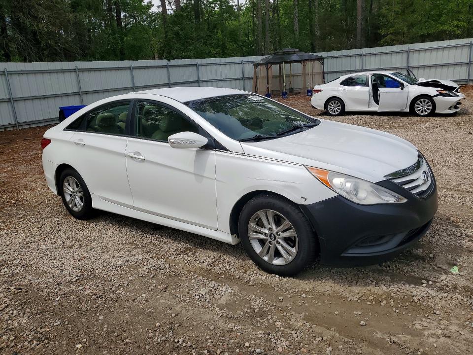 2014 Hyundai Sonata მანქანა იყიდება აუქციონზე, vin: 5NPEB4AC1EH935747, აუქციონის ნომერი: 51676646