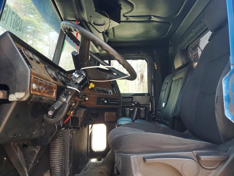 Продаж на аукціоні авто 1995 Freightliner Fld120, vin: 1FV7D0Y9XSH681640, номер лоту: 49071666