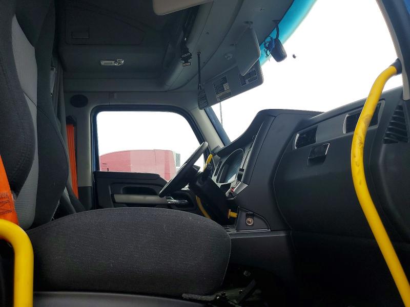2022 Kenworth Construction მანქანა იყიდება აუქციონზე, vin: 1XKYD49X2NJ472561, აუქციონის ნომერი: 49437636