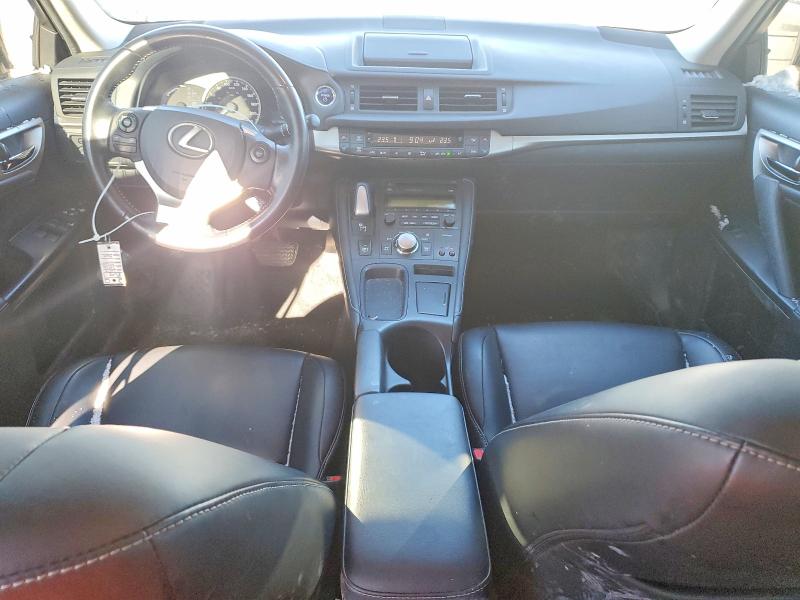 50449426 :رقم المزاد ، JTHKD5BHXH2281381 vin ، 2017 Lexus Ct مزاد بيع